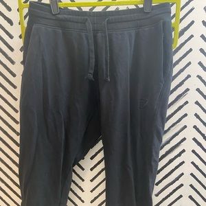 Mens black gymshark jogger medium
